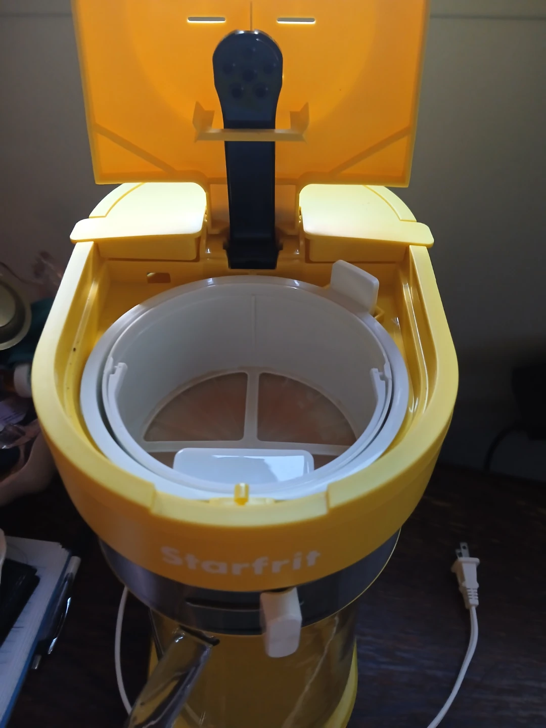Starfrit Yellow Coffee Maker with Glass Carafe - photo 3