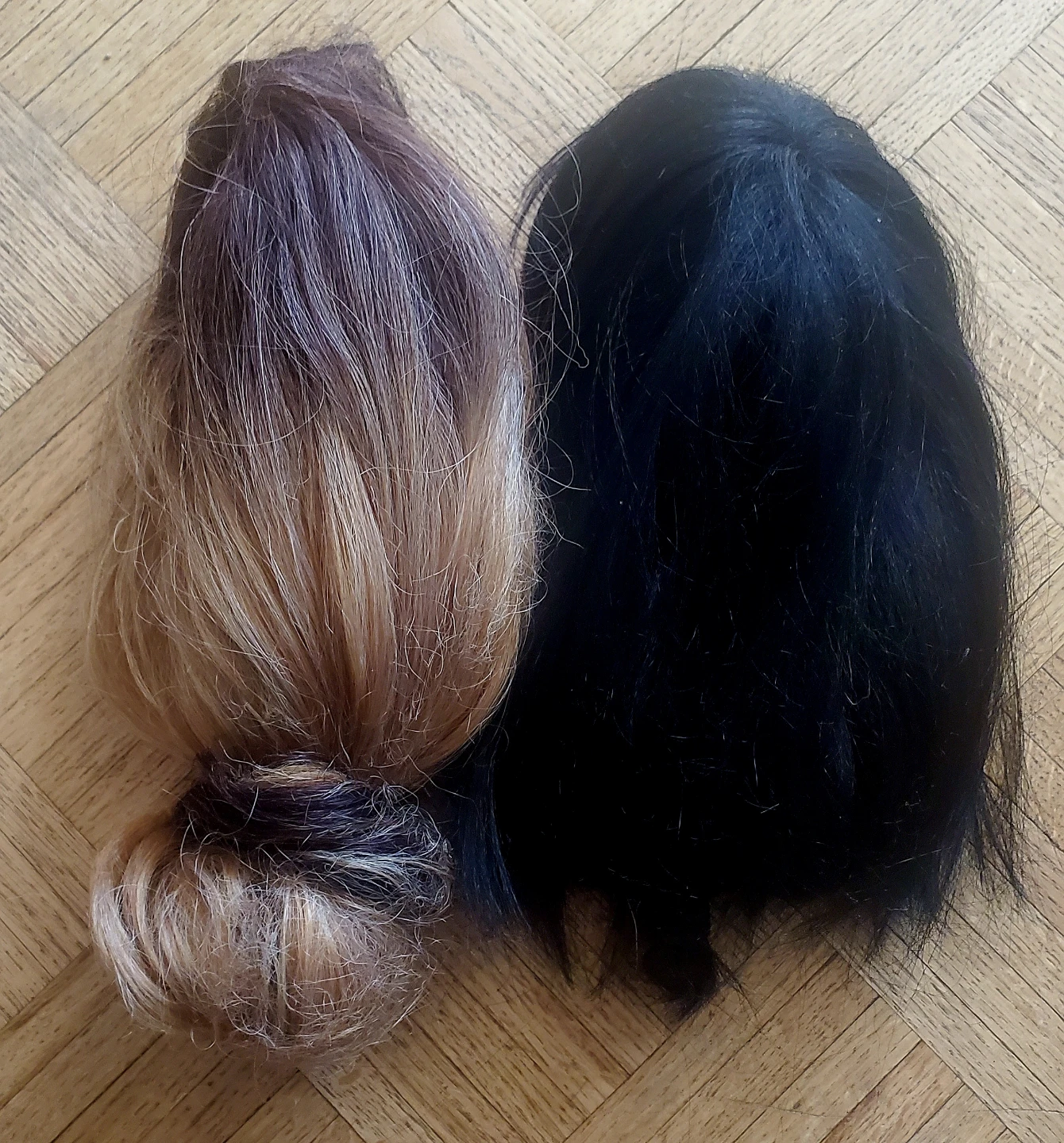 Two Hair Extensions - Ombre and Black