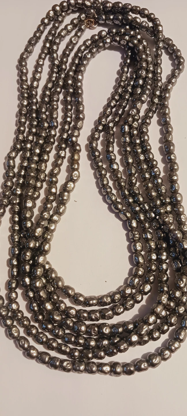 Beautiful Extra Long Dark Grey Pearl Necklace - photo 2