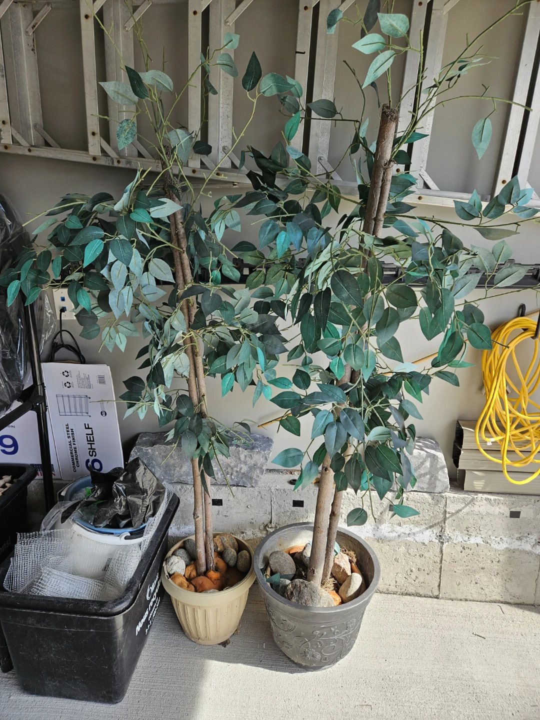 2 Artificial Trees
