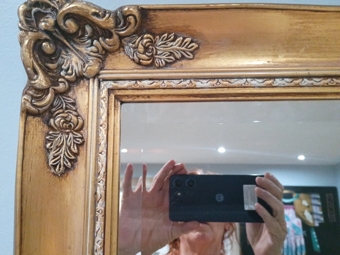 Ornate Gold Gilt Mirror with Carved Wood Frame - photo 4