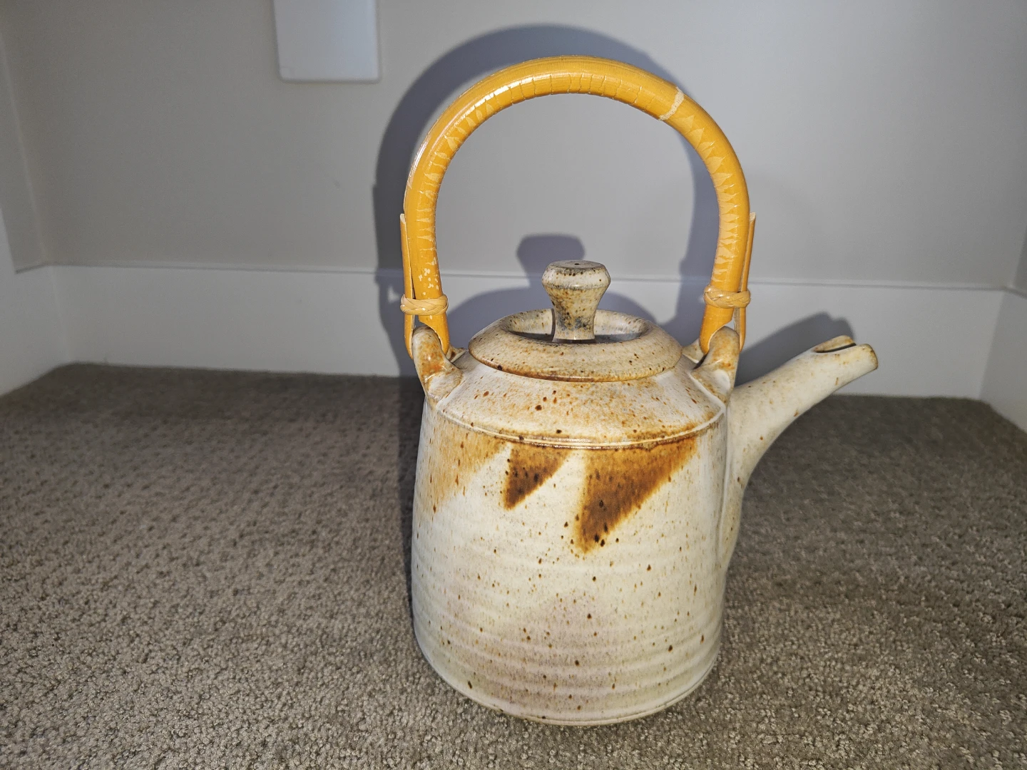 Vintage Beige Pottery Art Teapot Signed w/ Wood Handle & Lid - photo 3