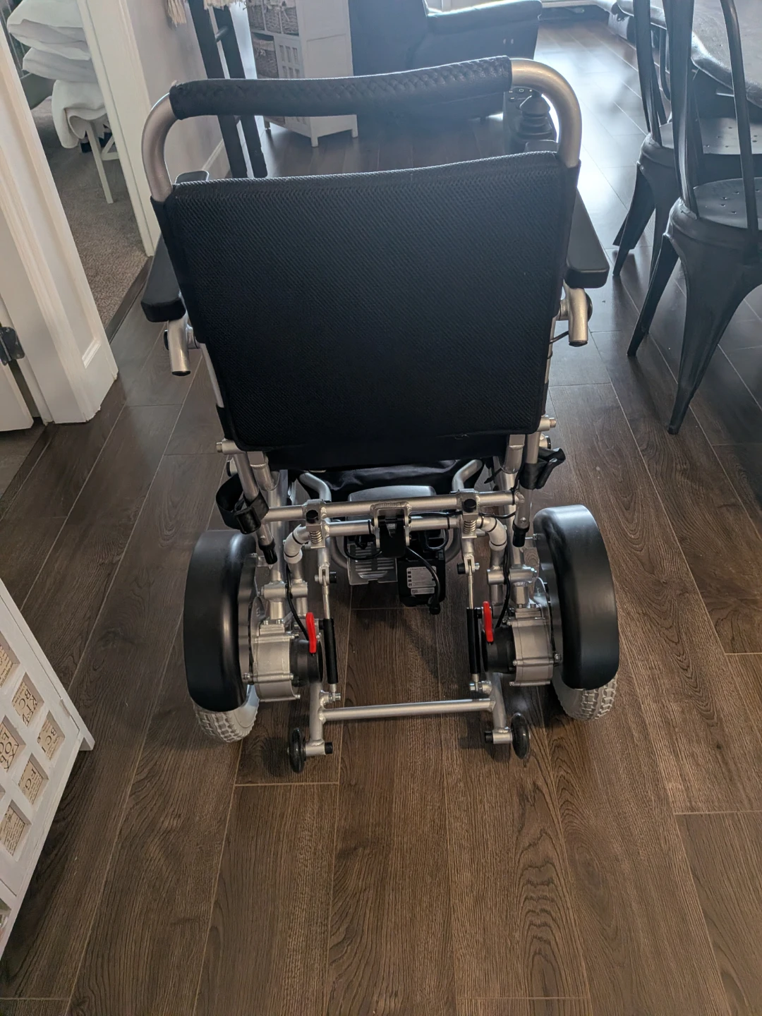 Electric Wheelchair - photo 4