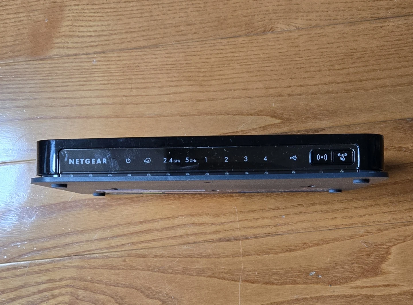 NETGEAR N600 Wireless Dual Band Gigabit Router WNDR3700v4