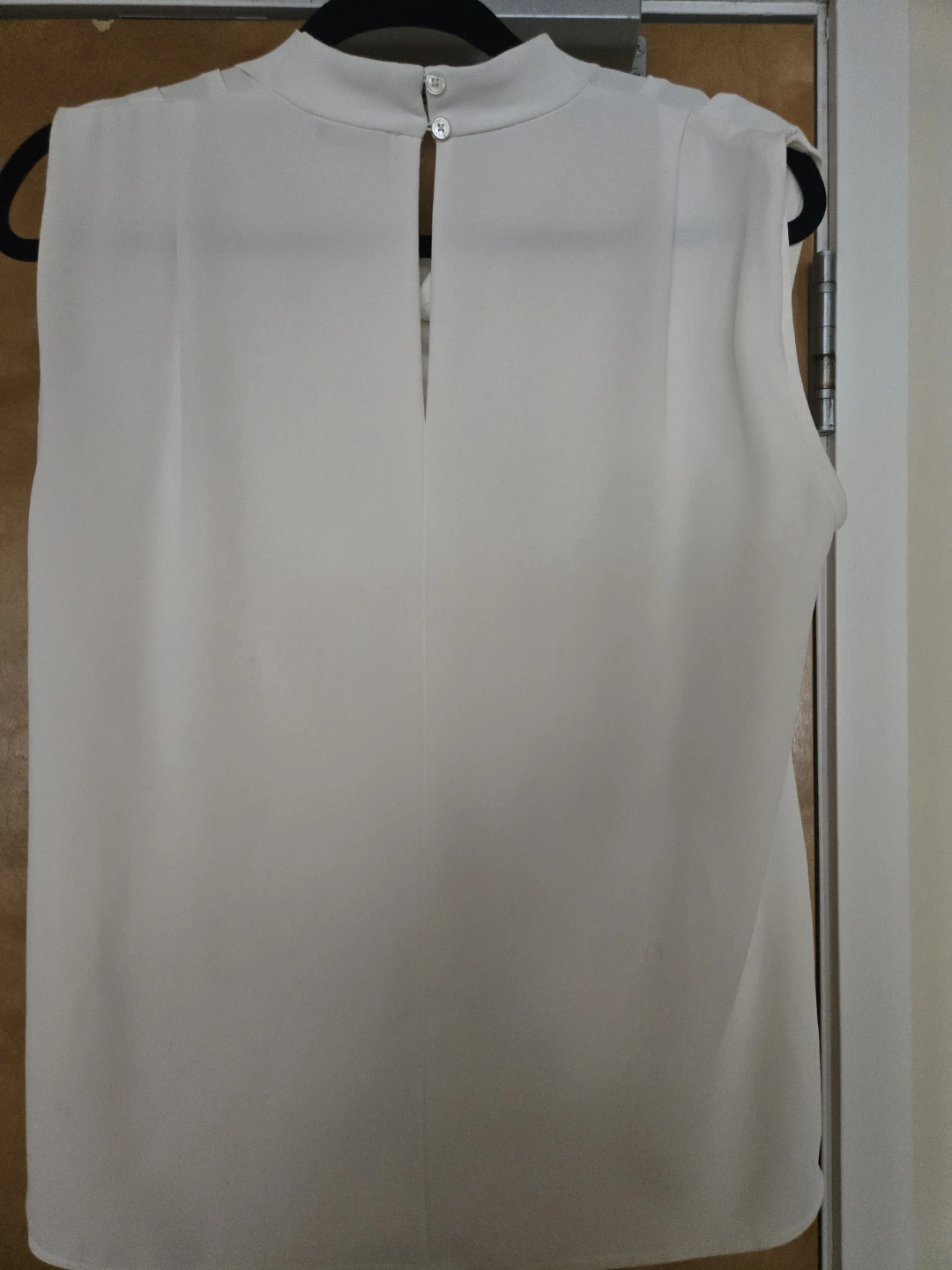 Babaton Ivory Sleeveless Cowl Neck Top XS - photo 2