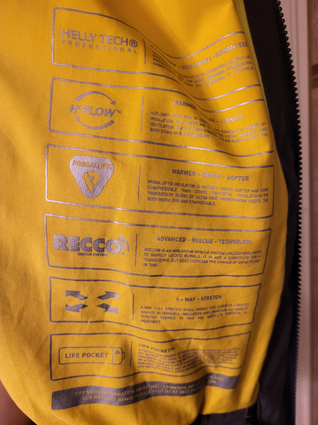 Helly Hansen Jacket - Size S/P - photo 3