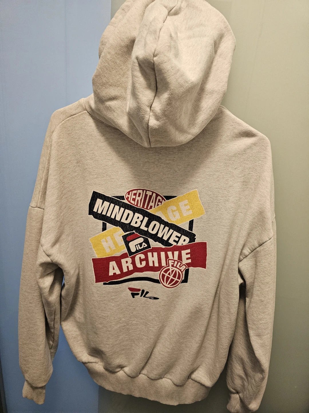 [Moving out sale] Fila hoodie - photo 2