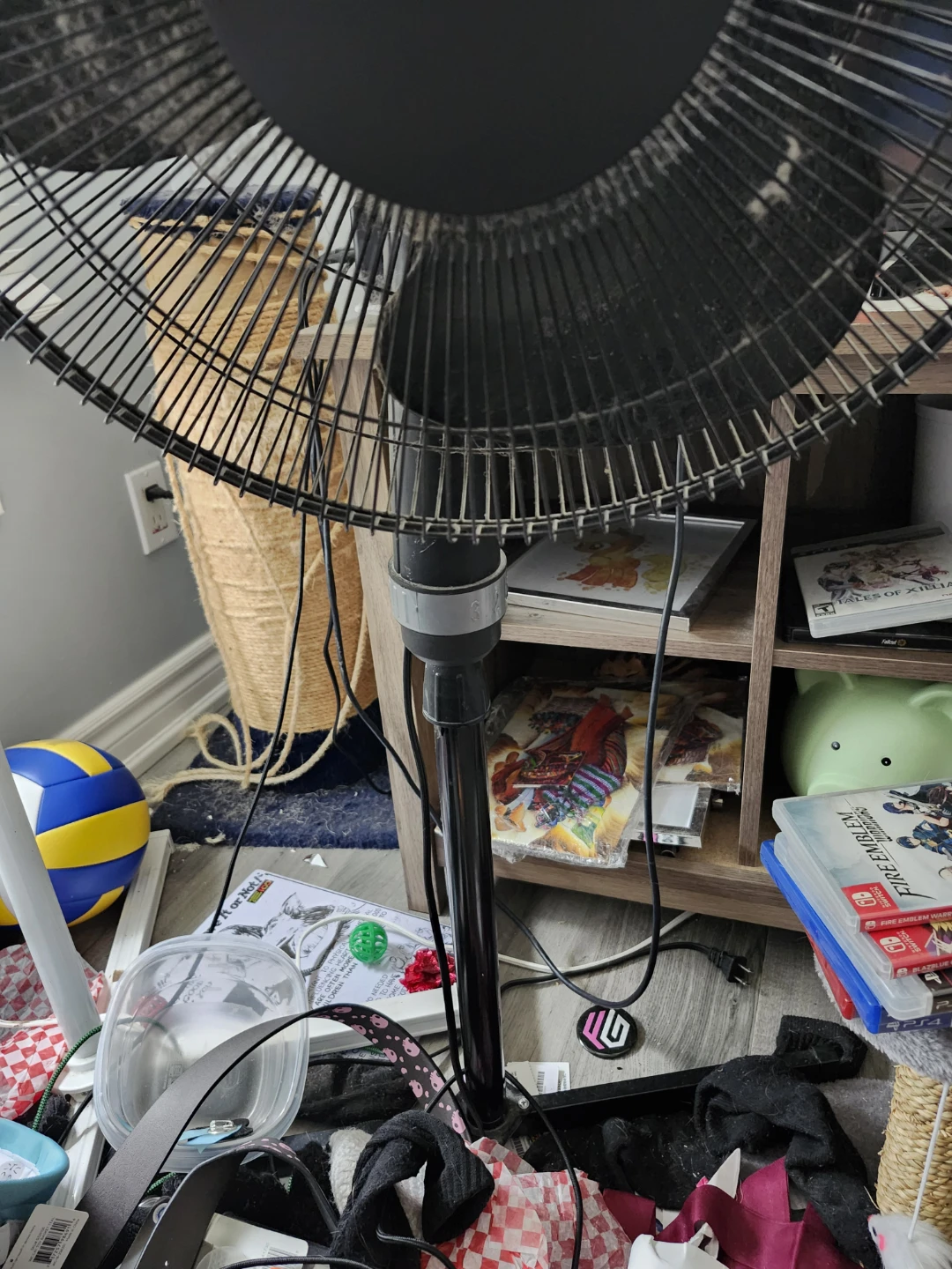 Black Oscillating Pedestal Fan - photo 2