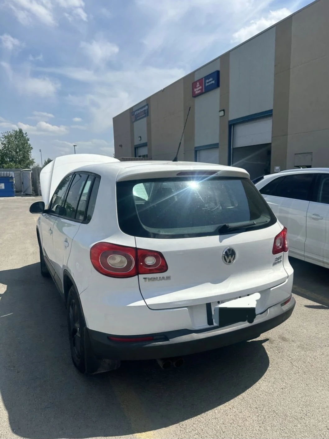 2010 Volkswagen Tiguan 2.0T 4motion - photo 2