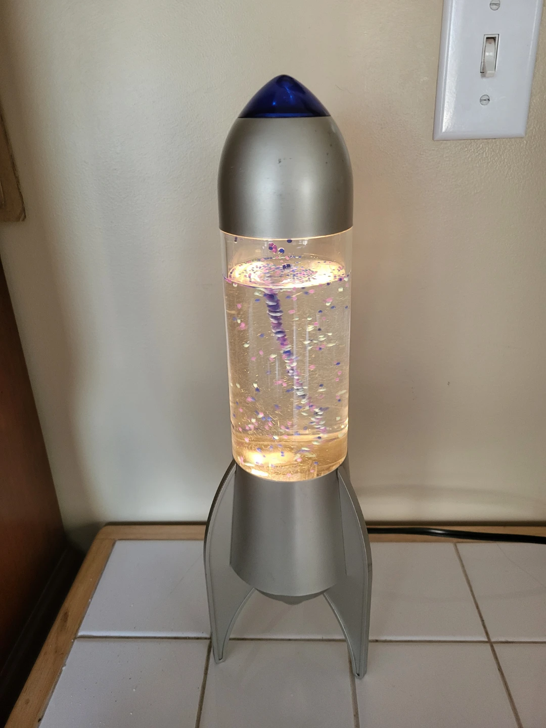 Vintage Rocket Shaped Lava Lamp - photo 5