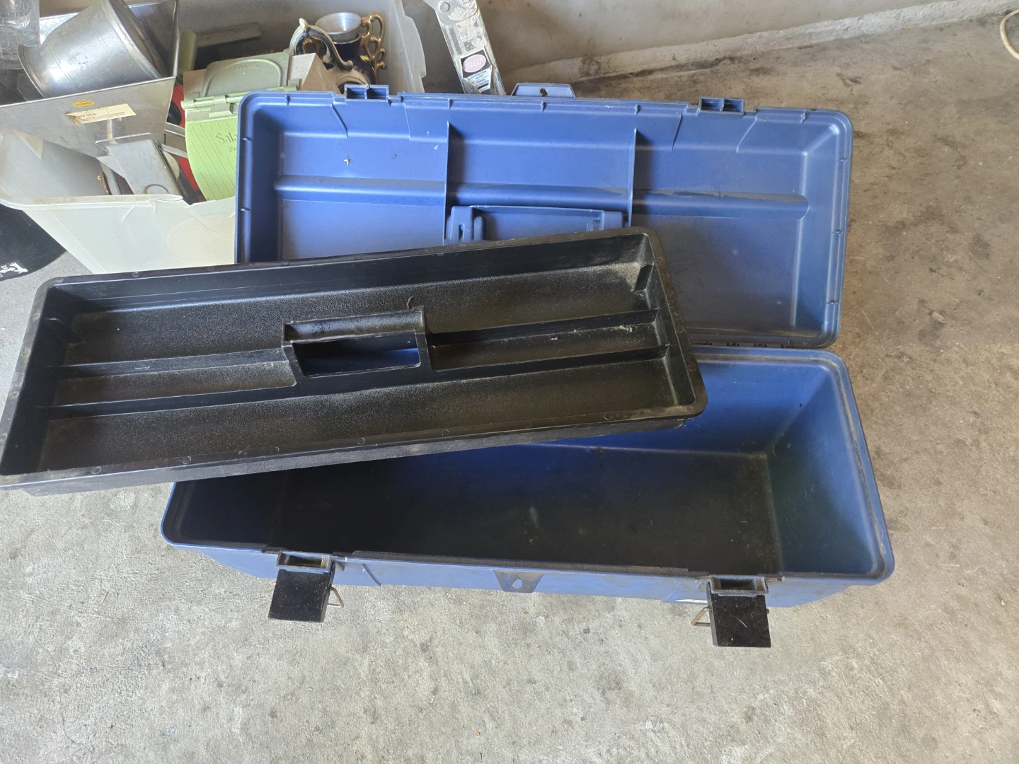 Blue Plastic Toolbox - photo 3