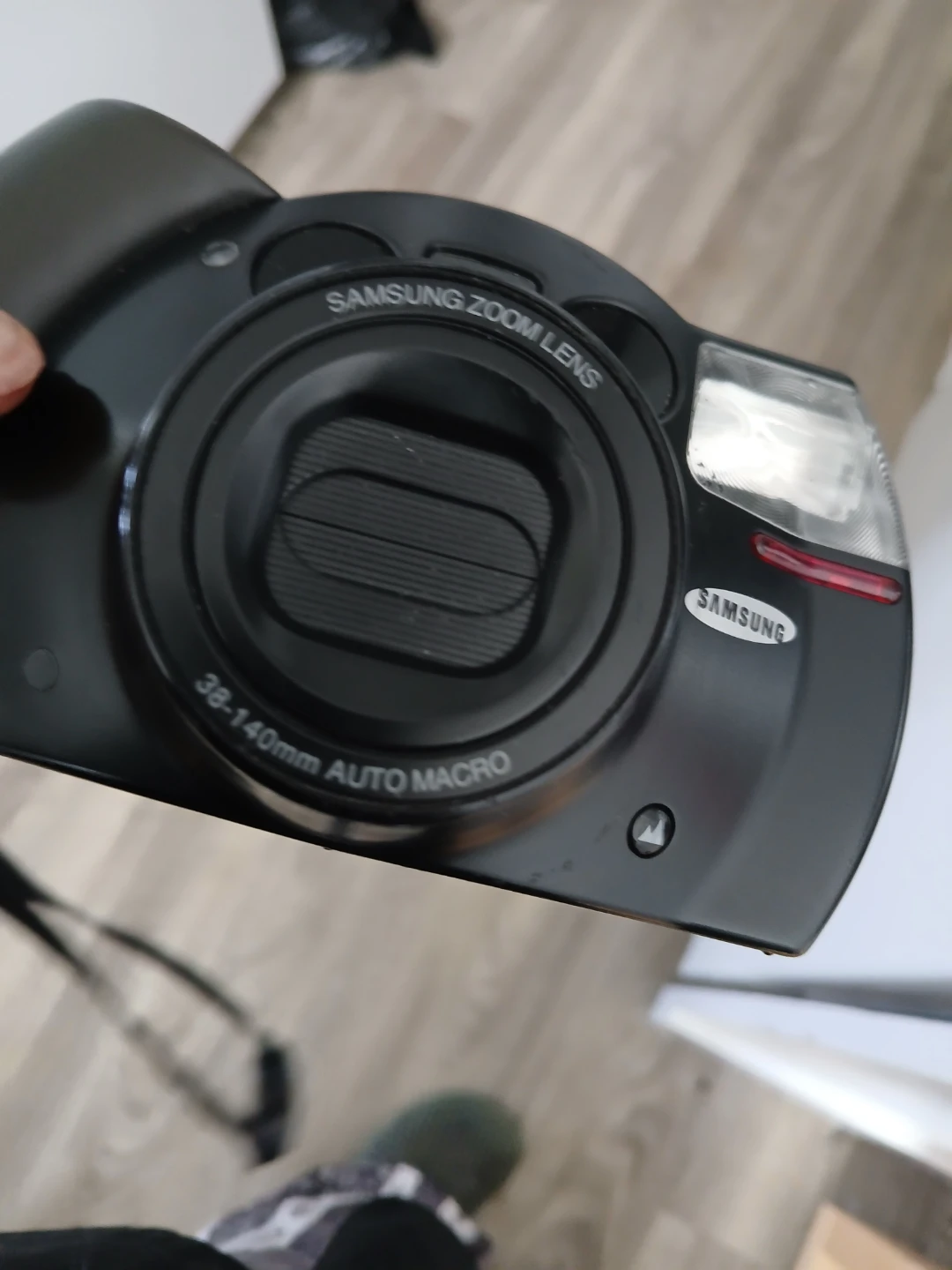 Samsung ECX1 Panorama 38-140mm Zoom Lens Camera