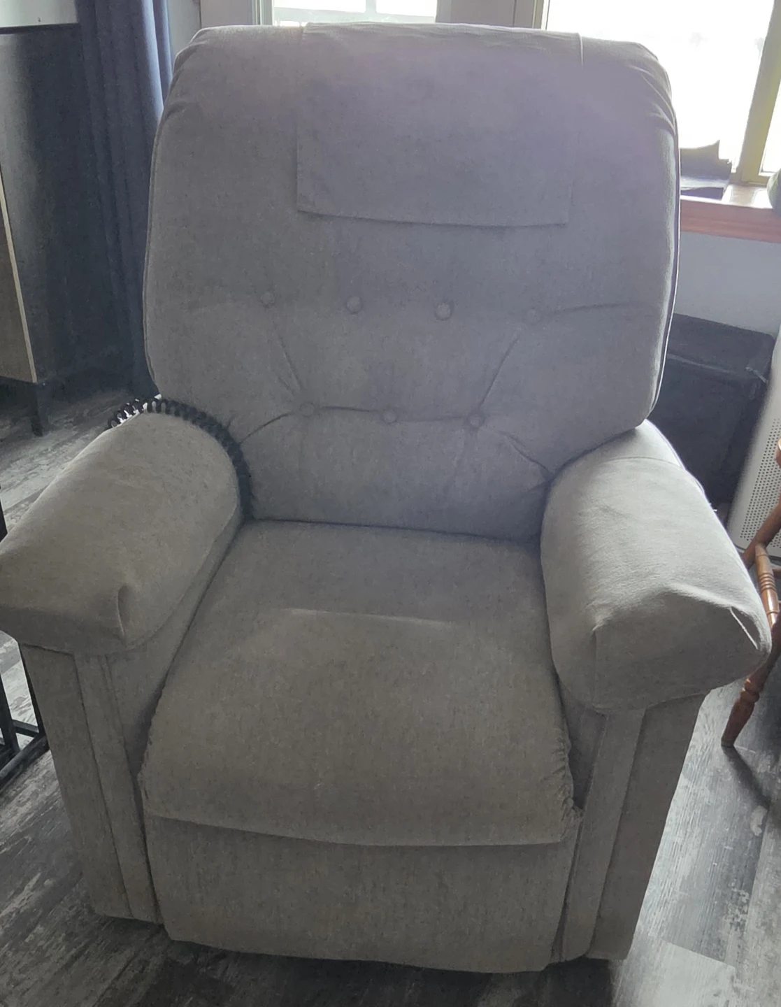 Pride Heritage Power lift recliner