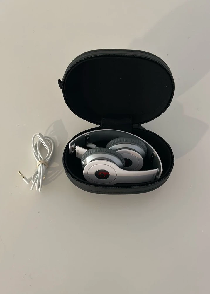 Beats Solo HD Headphones White