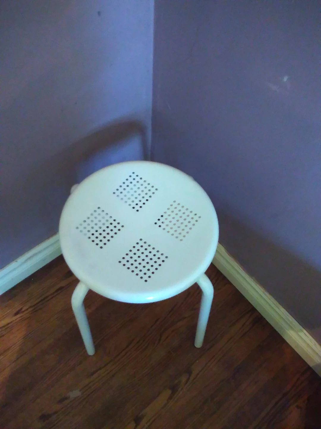 Bath Stool.  Excellent condition.