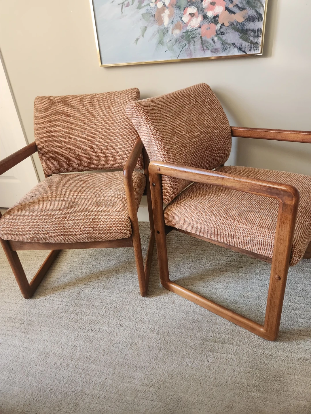 A Pair of mid century wood frame Accent Chairs - photo 4