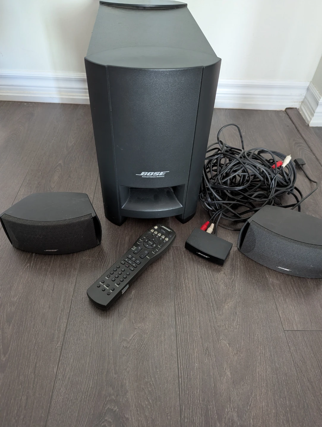 Bose Surround Speakers with Remote and Subwoofer