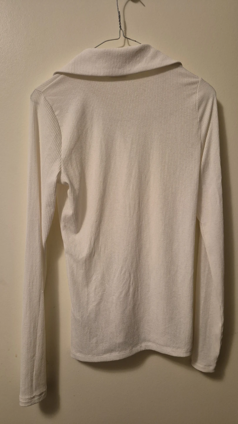 Abercrombie & Fitch White Ribbed Collared Long Sleeve Shirt - photo 3