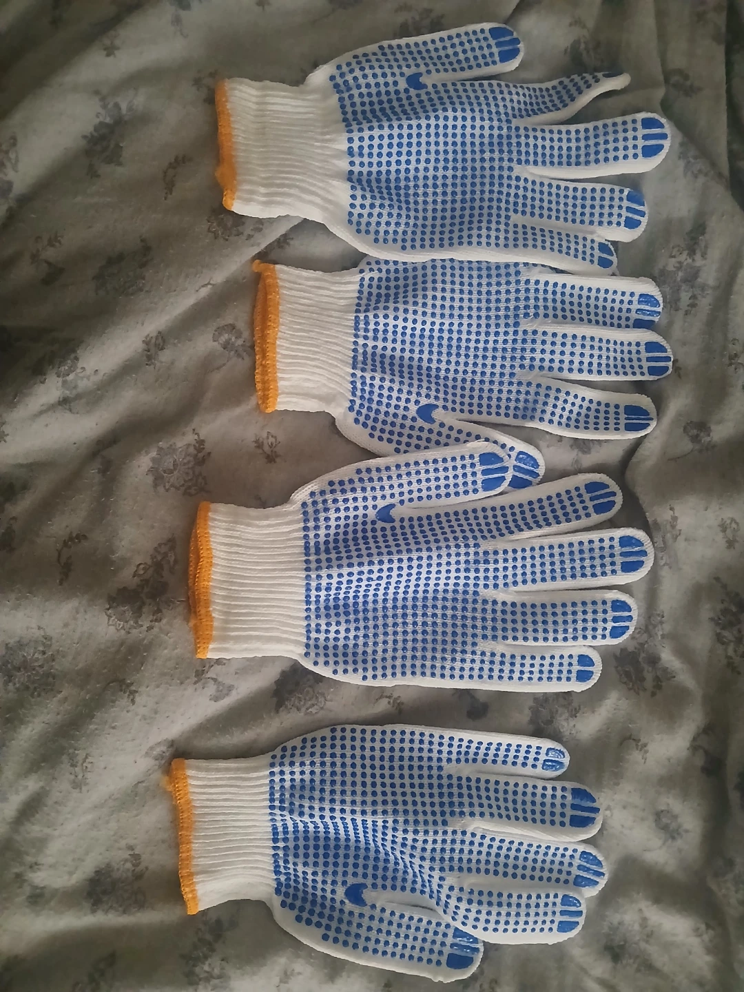 2 Pairs Work Gloves with Blue Dots