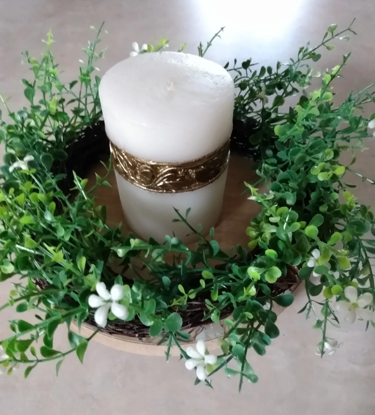 Decorative Candle with Greenery Wreath/candle Inc - photo 2