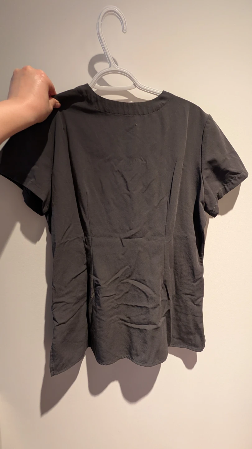 Grey Scrub Top with Pink Trim - Size S/P - photo 2