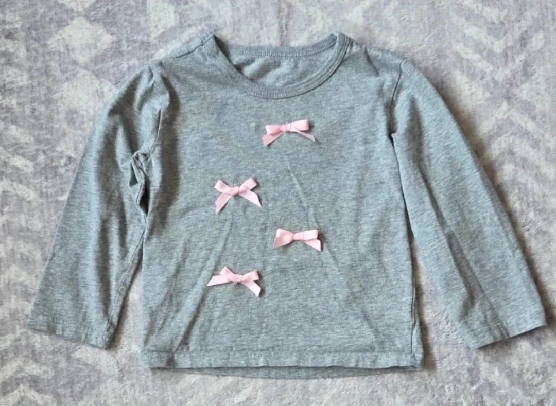 Toddler shirt - 3T 🎀