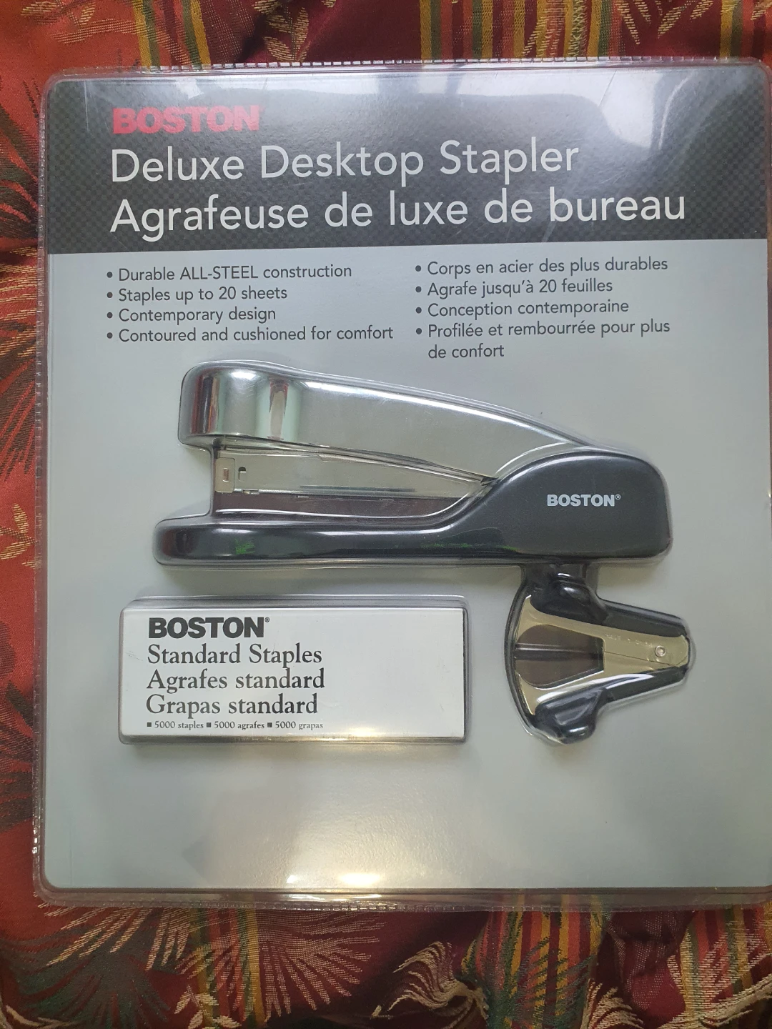 Boston Deluxe Desktop Stapler with 5000 Standard Staples