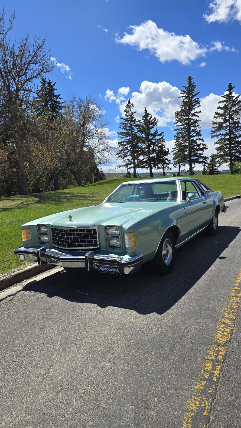 1977 Ford LTD2