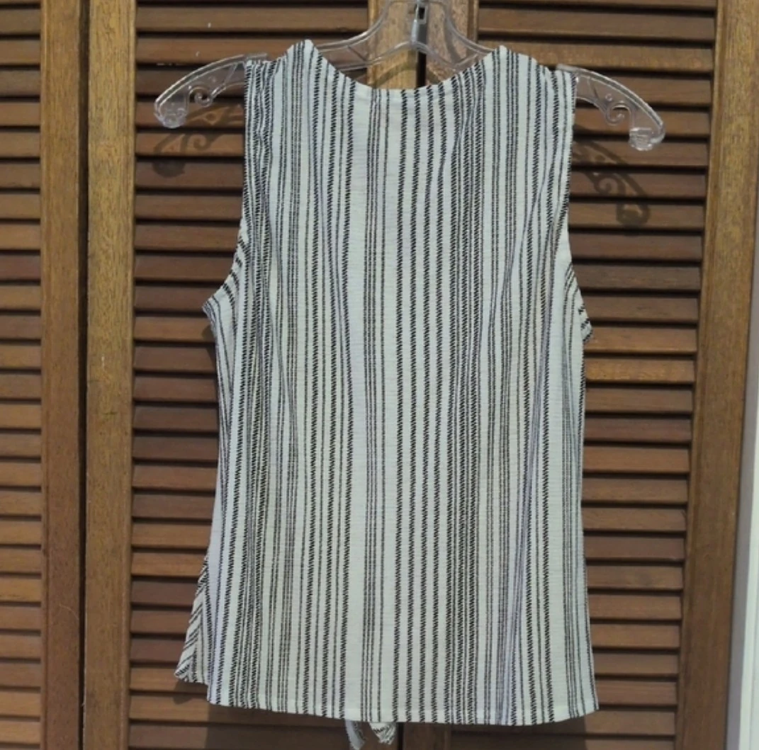 Joie de Vivre Striped Tie-Front Tank Top - Size S - photo 2