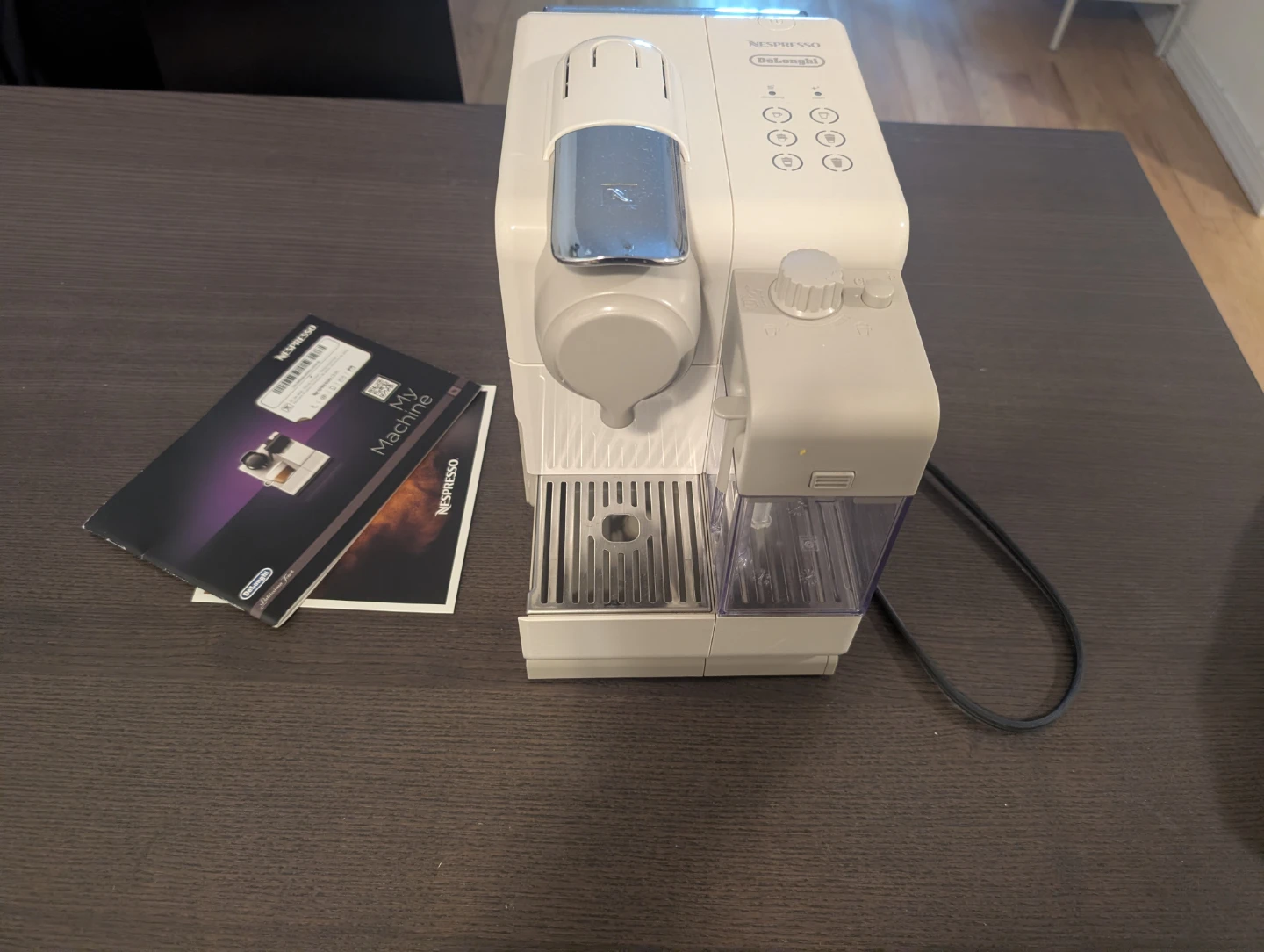 Nespresso DeLonghi EN520R Espresso Machine - photo 3