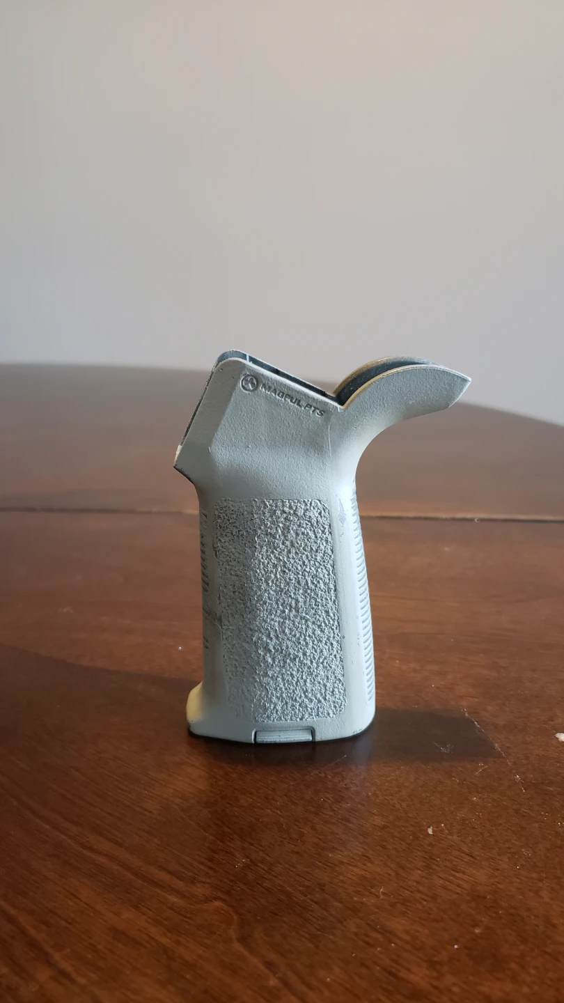 Magpul PTS MOE Grip for Airsoft AEG