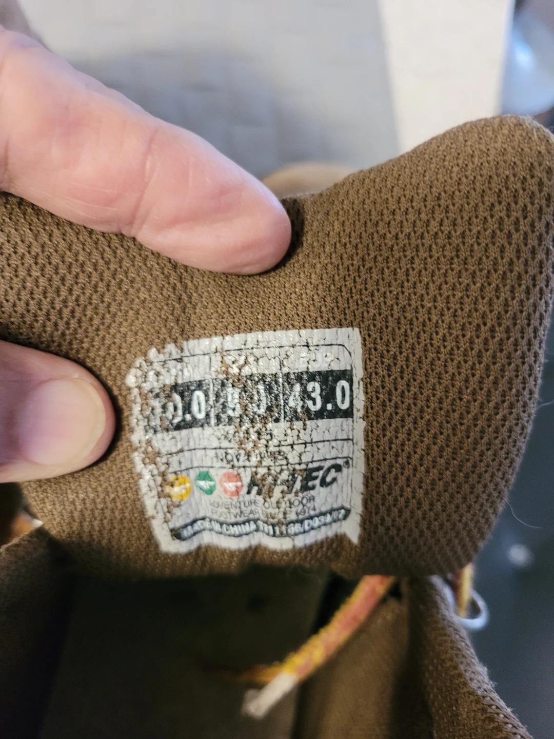 Hi-Tec Brown Hiking Boots - photo 3