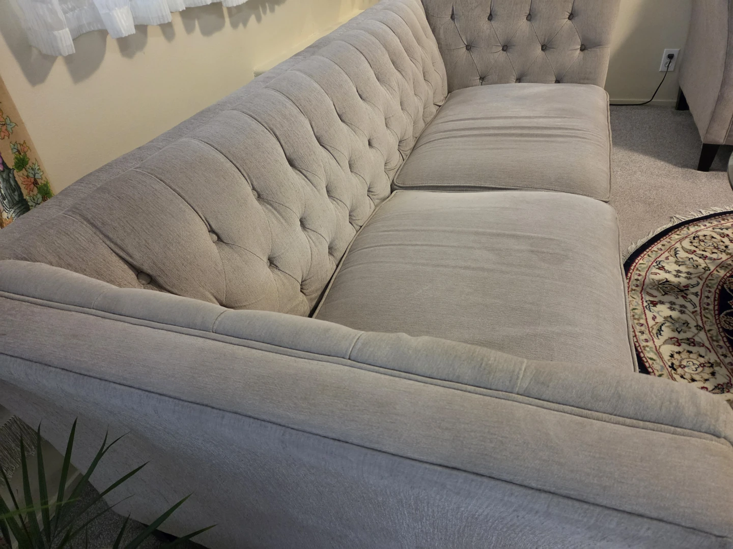 Tufted Back Sofa - photo 3