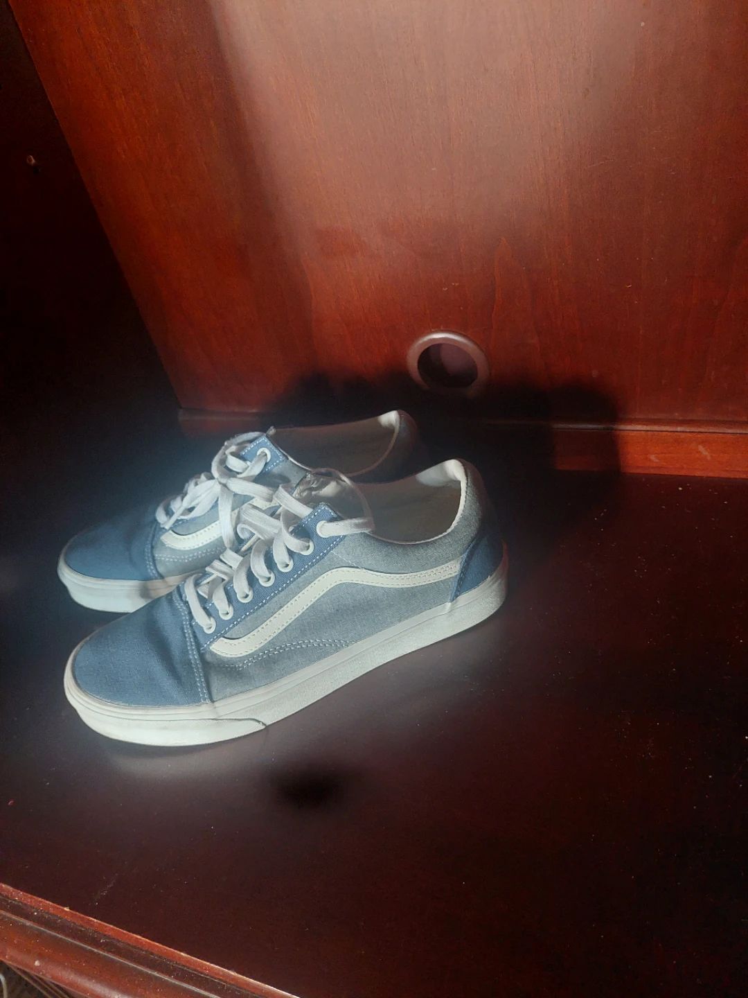 Mens size 9.5 Vans Old Skool Denim Sneakers - photo 3