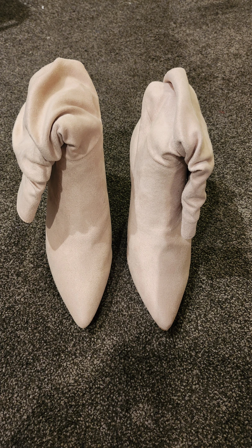 Beige Suede Ruched Slouch Booties - photo 5