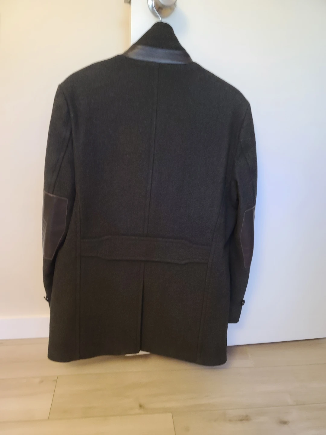 Renoma Paris Homme Grey Wool Blend Coat with Fur Collar - photo 3