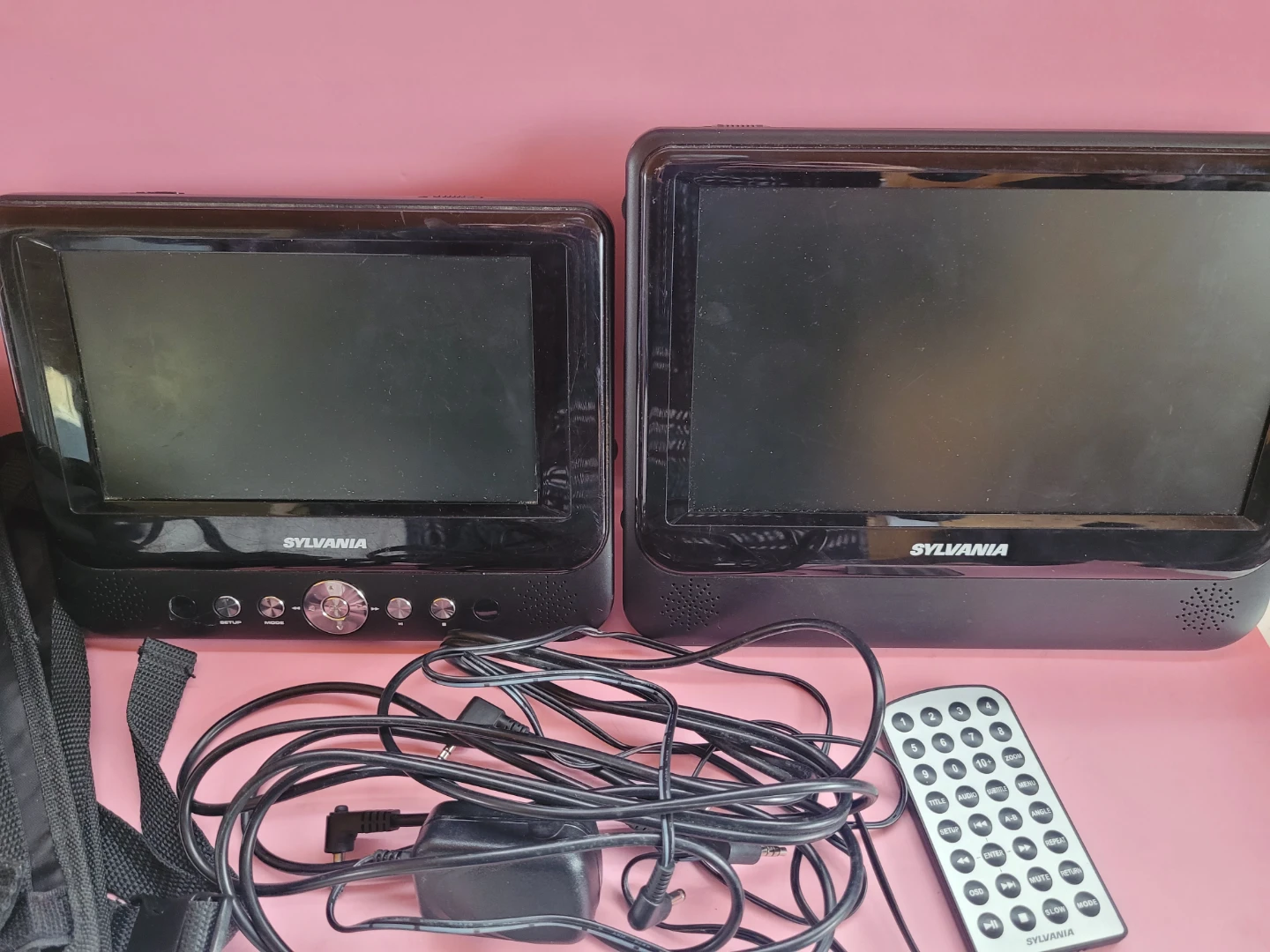 Sylvania Portable DVD Player Dual Screen