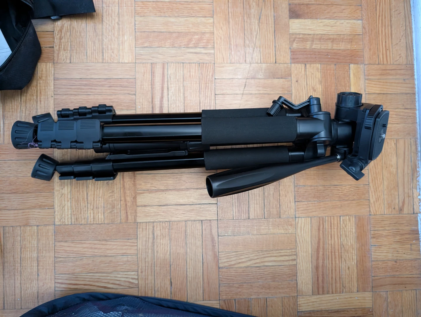 Toriim Ax60 Professional Video Tripod with Bag - photo 3