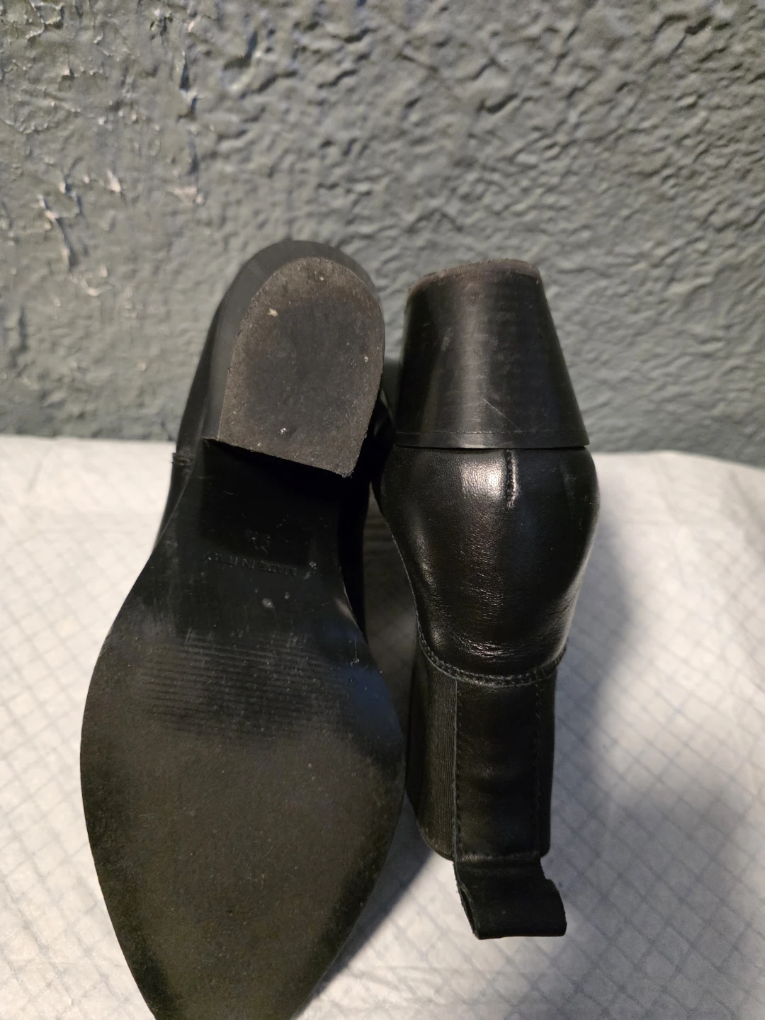 Black Leather Ankle Boots - photo 4