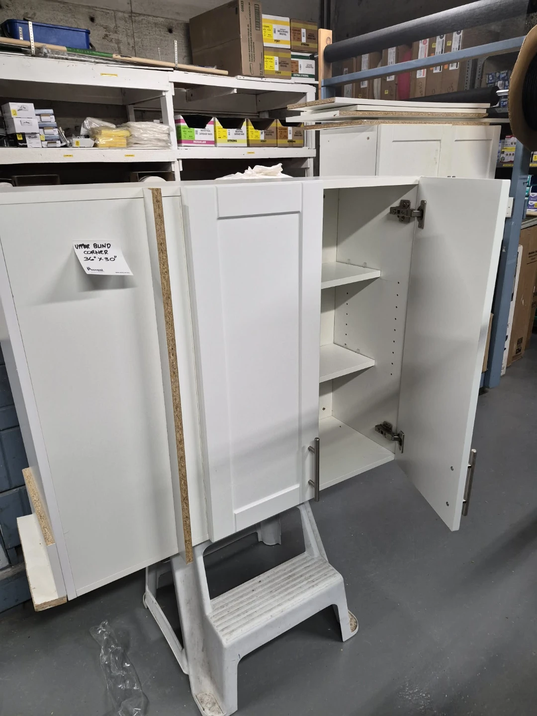 White Shaker Kitchen Cabinets - Various Sizes - photo 5