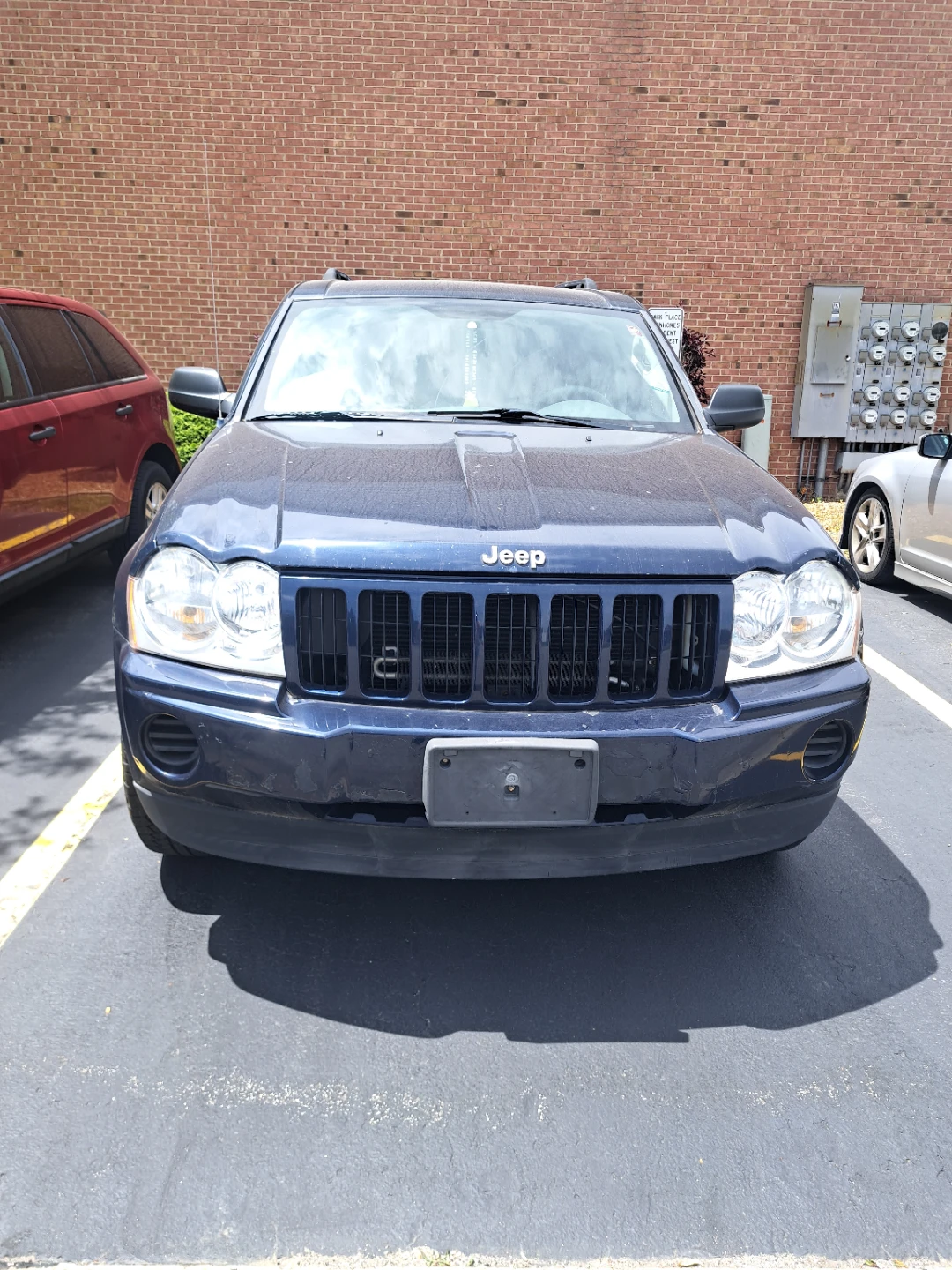 Blue Jeep Grand Cherokee SUV - photo 5