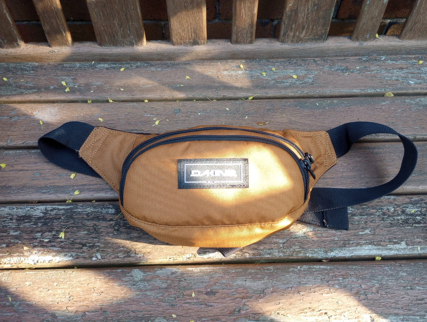 Never Worn Dakine Fanny Pack Hip Bag
