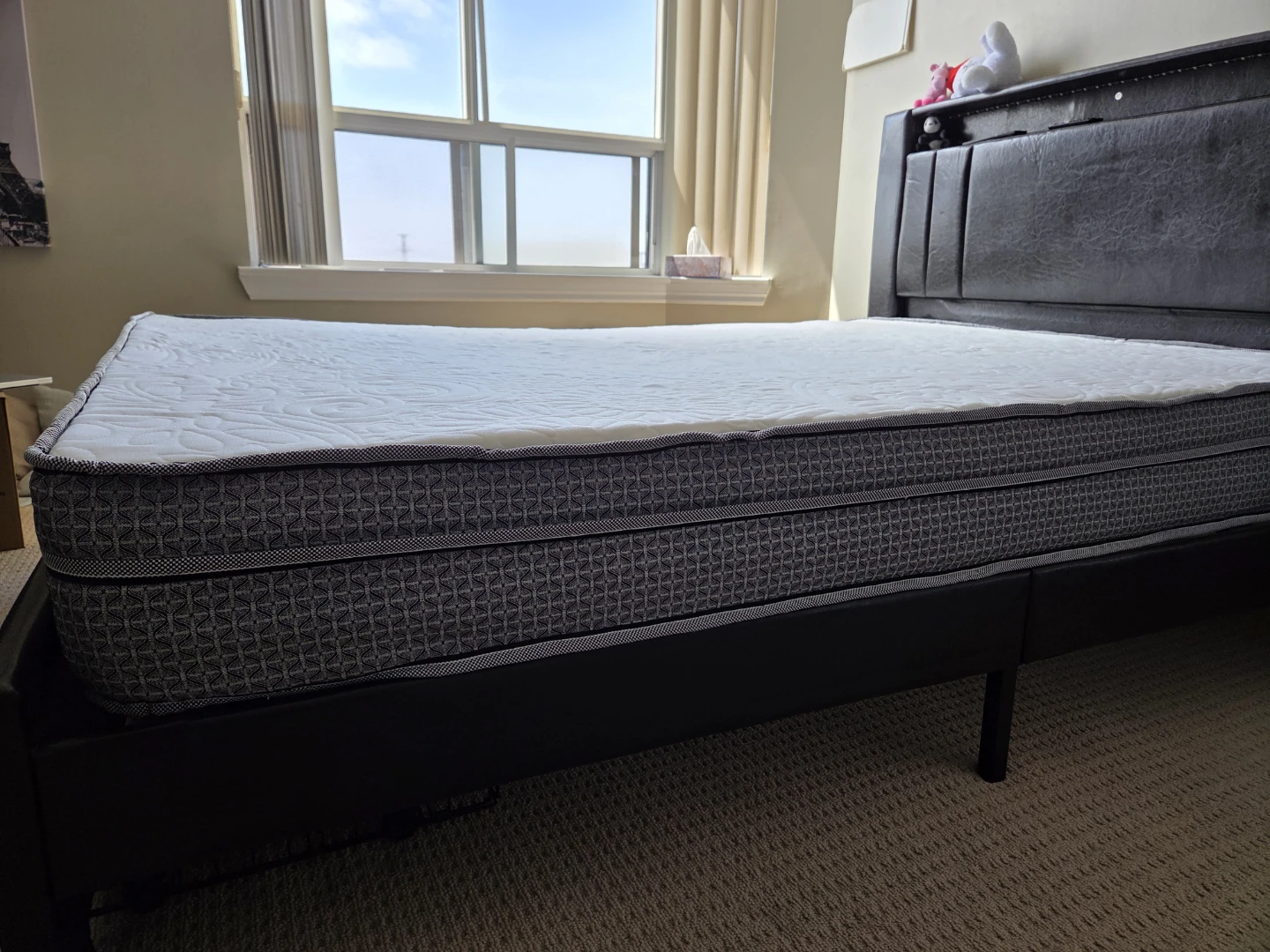 Queen Hybrid Mattress - photo 3