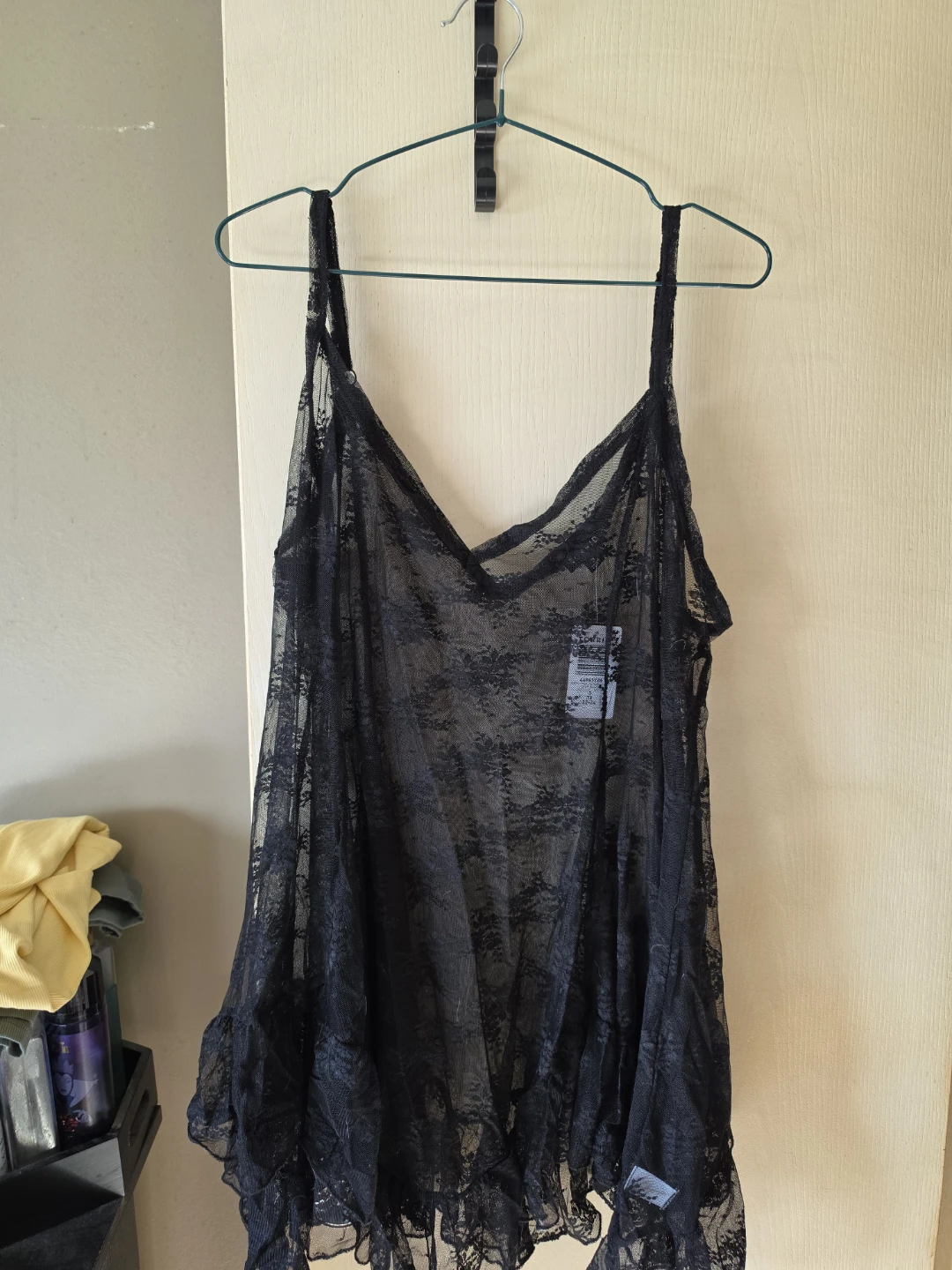 Torrid Black Lace Hanky Hem Slip Size 3 (3X)