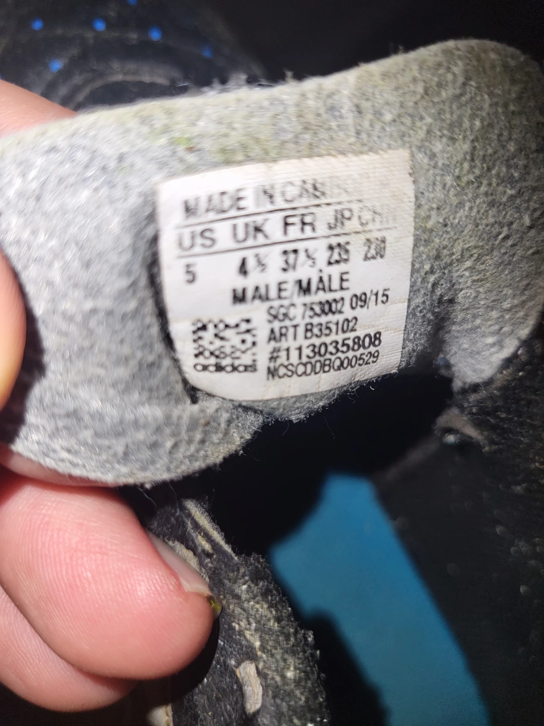 Adidas Soccer Cleats - Size 5 - photo 3