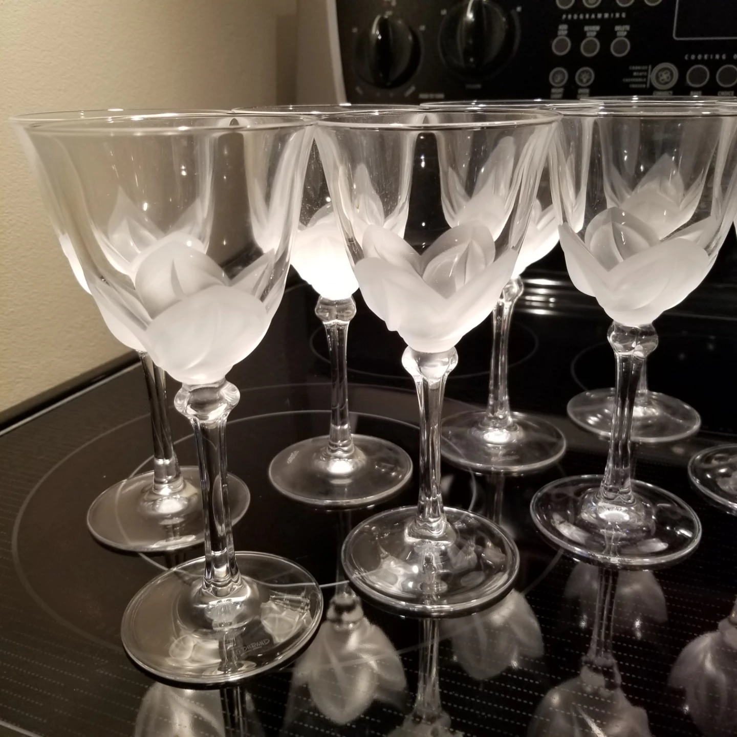 DURAND CRYSTAL WINE GLASSES