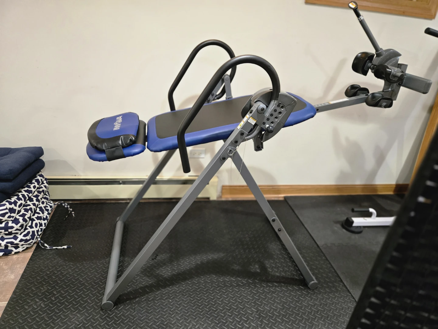 Innova ITX9600 Inversion Table - photo 3