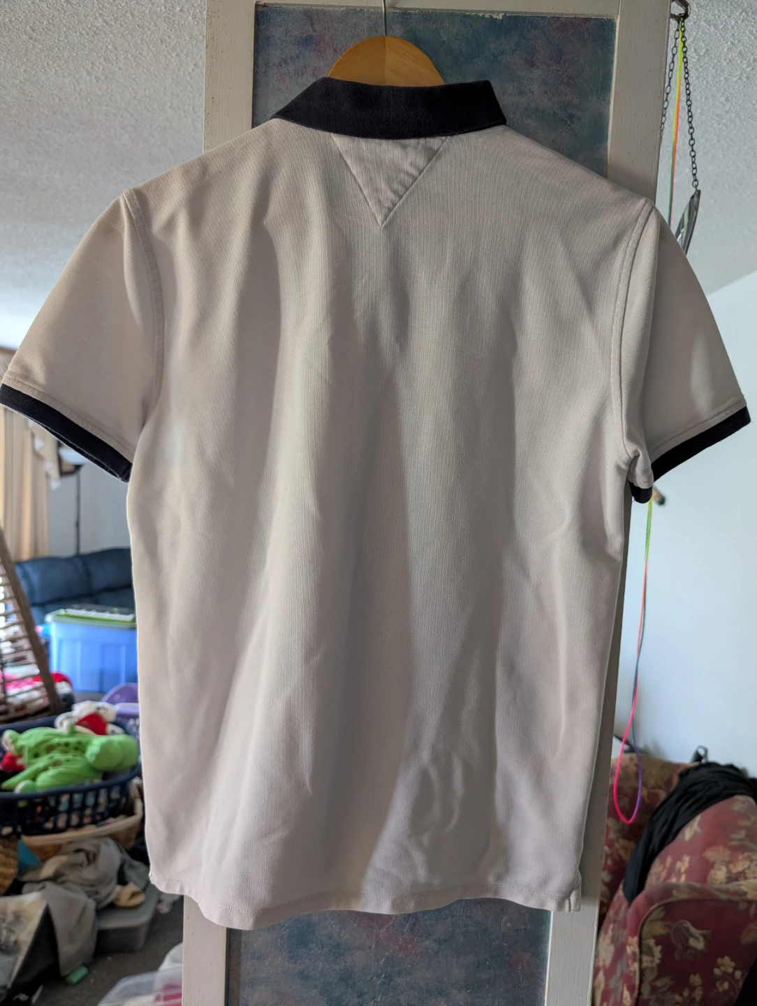 Tommy Hilfiger White Polo Shirt - Kid's size 16/18 - photo 2