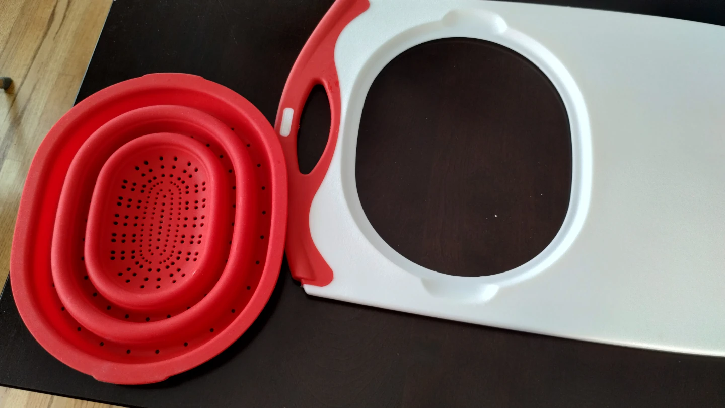 Collapsible Cutting Board and Colander - photo 4