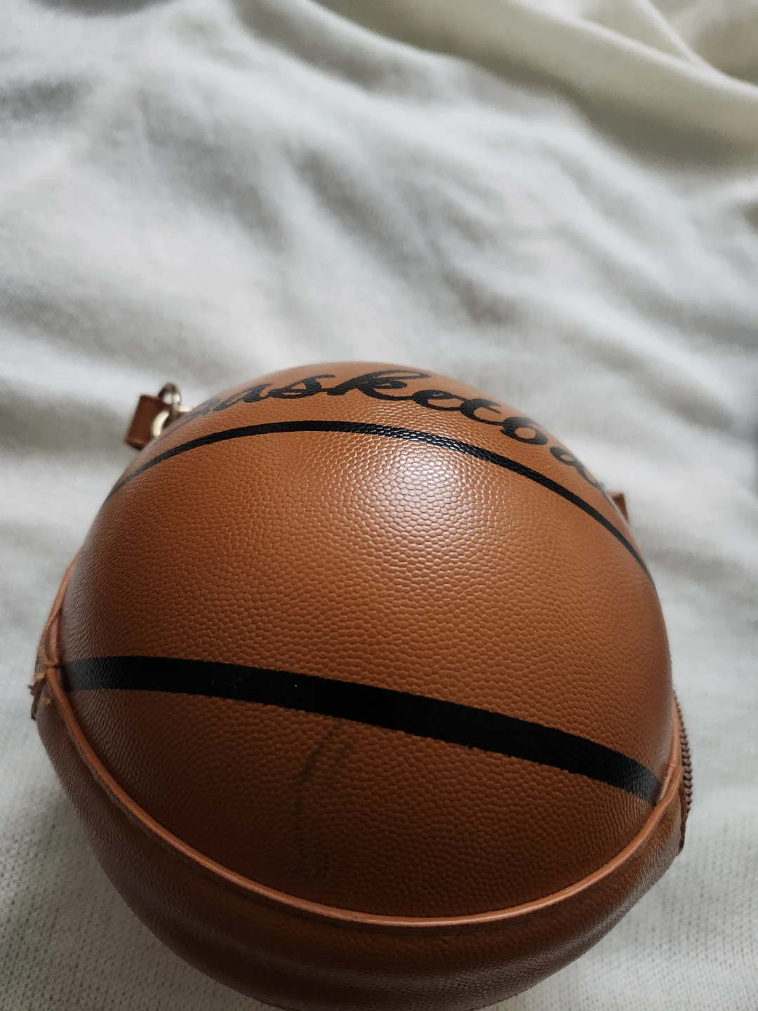Basketball shaped coin purse - photo 3